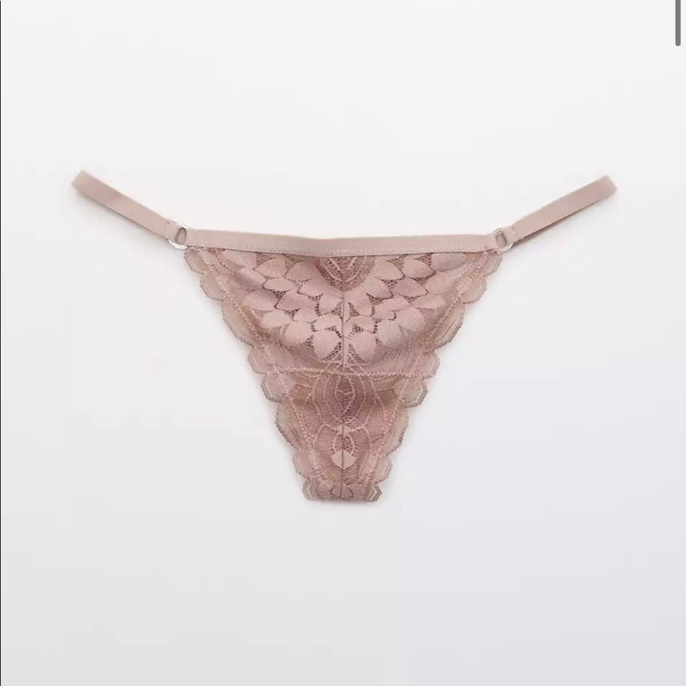 Aerie Adventure Lace String Thong Underwear